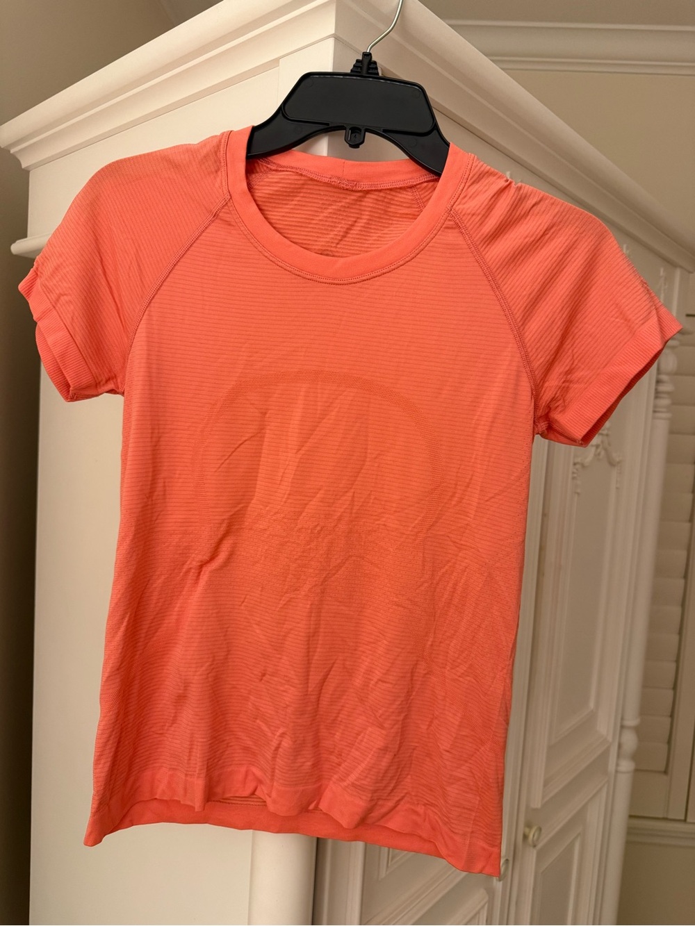 Women's Coral Short-Sleeve Active Tee